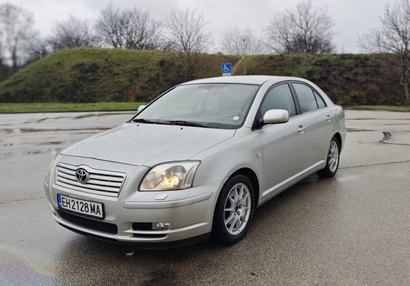 Toyota Avensis 2.0 VVT-i + Газов инжекцион, снимка 5 - Автомобили и джипове - 53018073