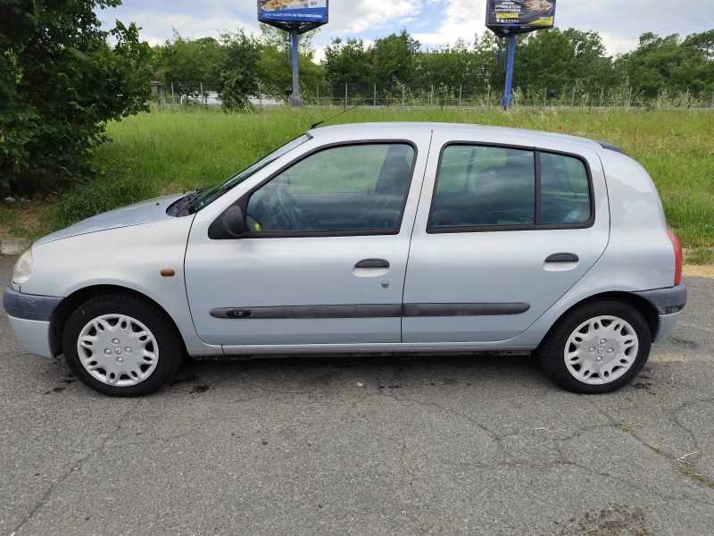 Renault Clio, снимка 2 - Автомобили и джипове - 53036435