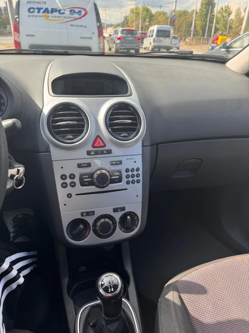 Opel Corsa D, снимка 7 - Автомобили и джипове - 53125408