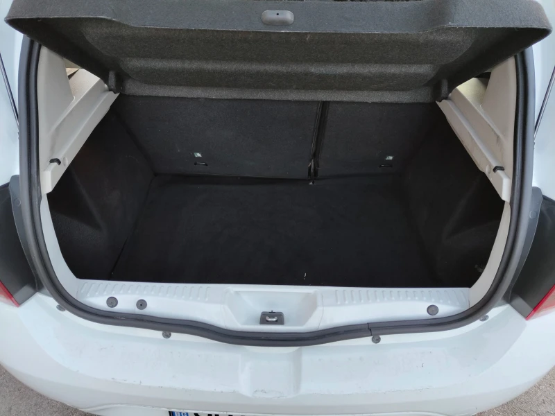Dacia Sandero, снимка 11 - Автомобили и джипове - 53181627