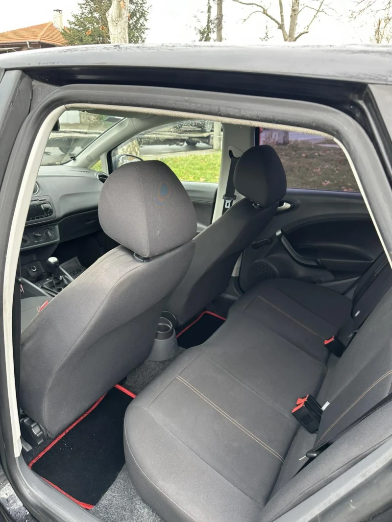 Seat Ibiza, снимка 13 - Автомобили и джипове - 53230831