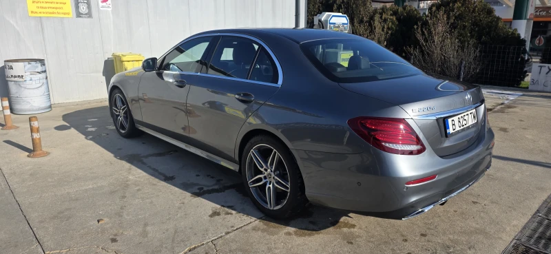 Mercedes-Benz E 220 AMG, снимка 5 - Автомобили и джипове - 53292440