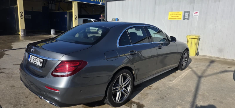 Mercedes-Benz E 220 AMG, снимка 6 - Автомобили и джипове - 53292440