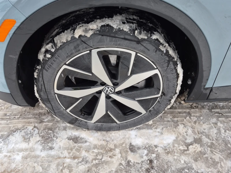 VW ID.4 PRO S| PANO| ОБДУХВАНЕ| АМБИЕНТНО ОСВЕТЛЕНИЕ| CARF, снимка 5 - Автомобили и джипове - 53535723