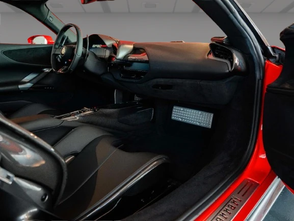 Ferrari SF 90 Stradale = Carbon Ceramic Brakes =  | Mobile.bg   11