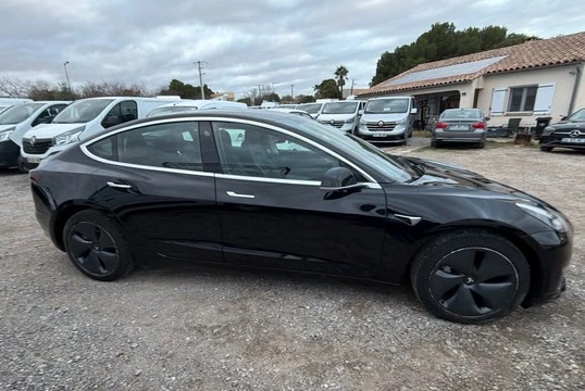 Tesla Model 3 Европейска с Гаранция, снимка 4 - Автомобили и джипове - 53648113