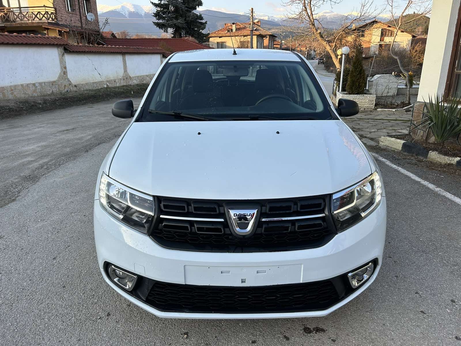 Dacia Sandero 1.0i - изображение 1