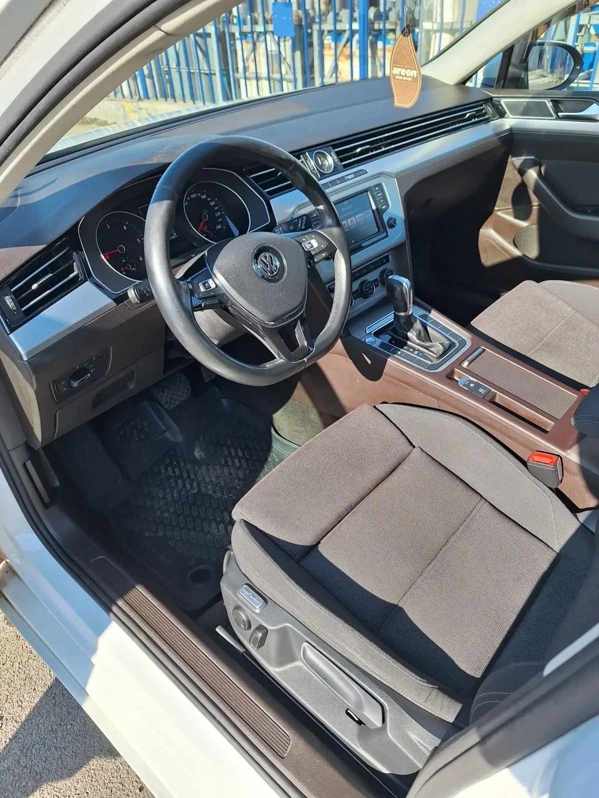 VW Passat  - изображение 8