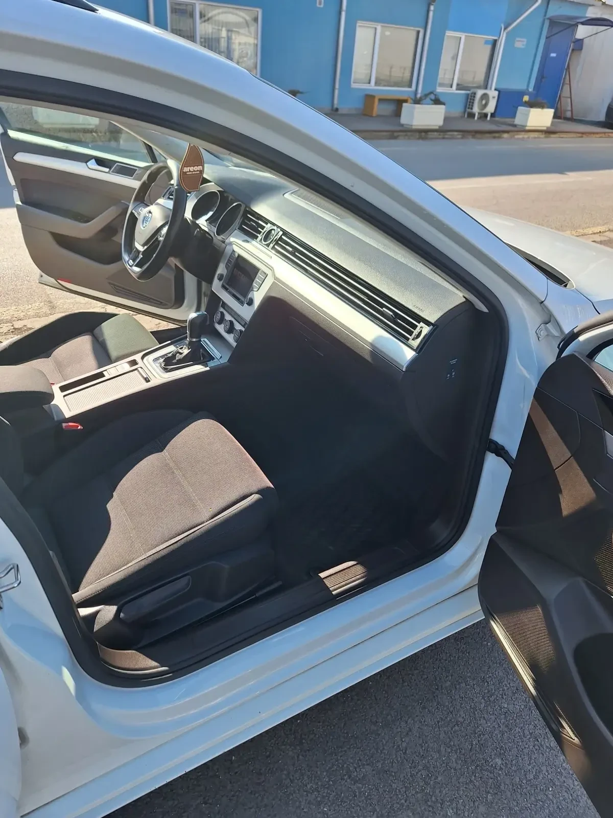VW Passat  - изображение 10