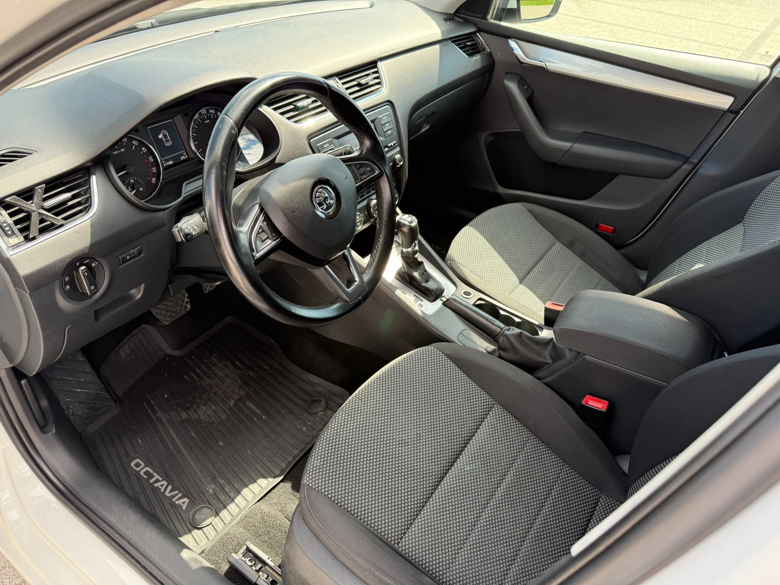 Skoda Octavia 2.0TDI - изображение 10