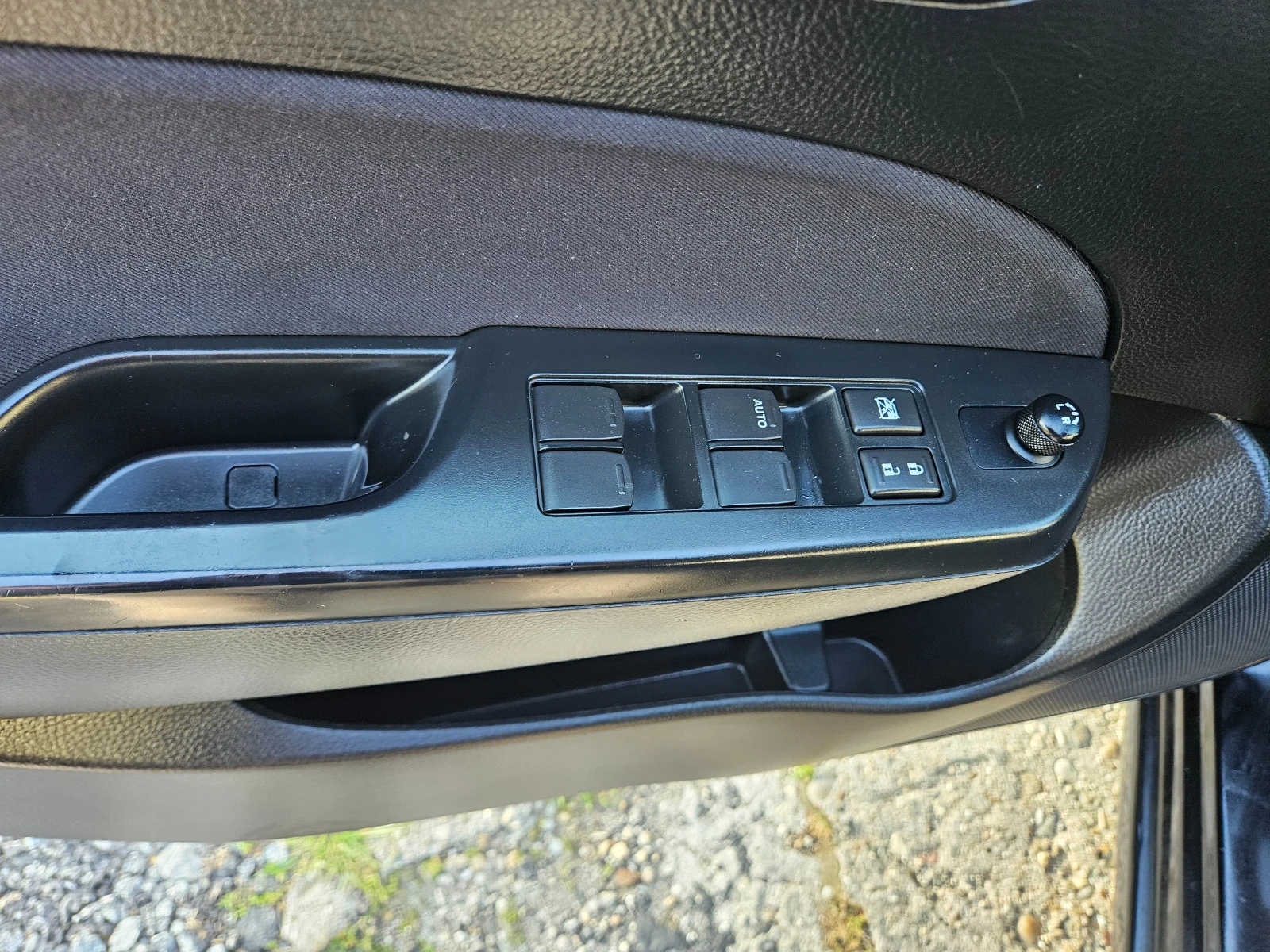 Suzuki Swift 1.2 I, 4×4 - изображение 9