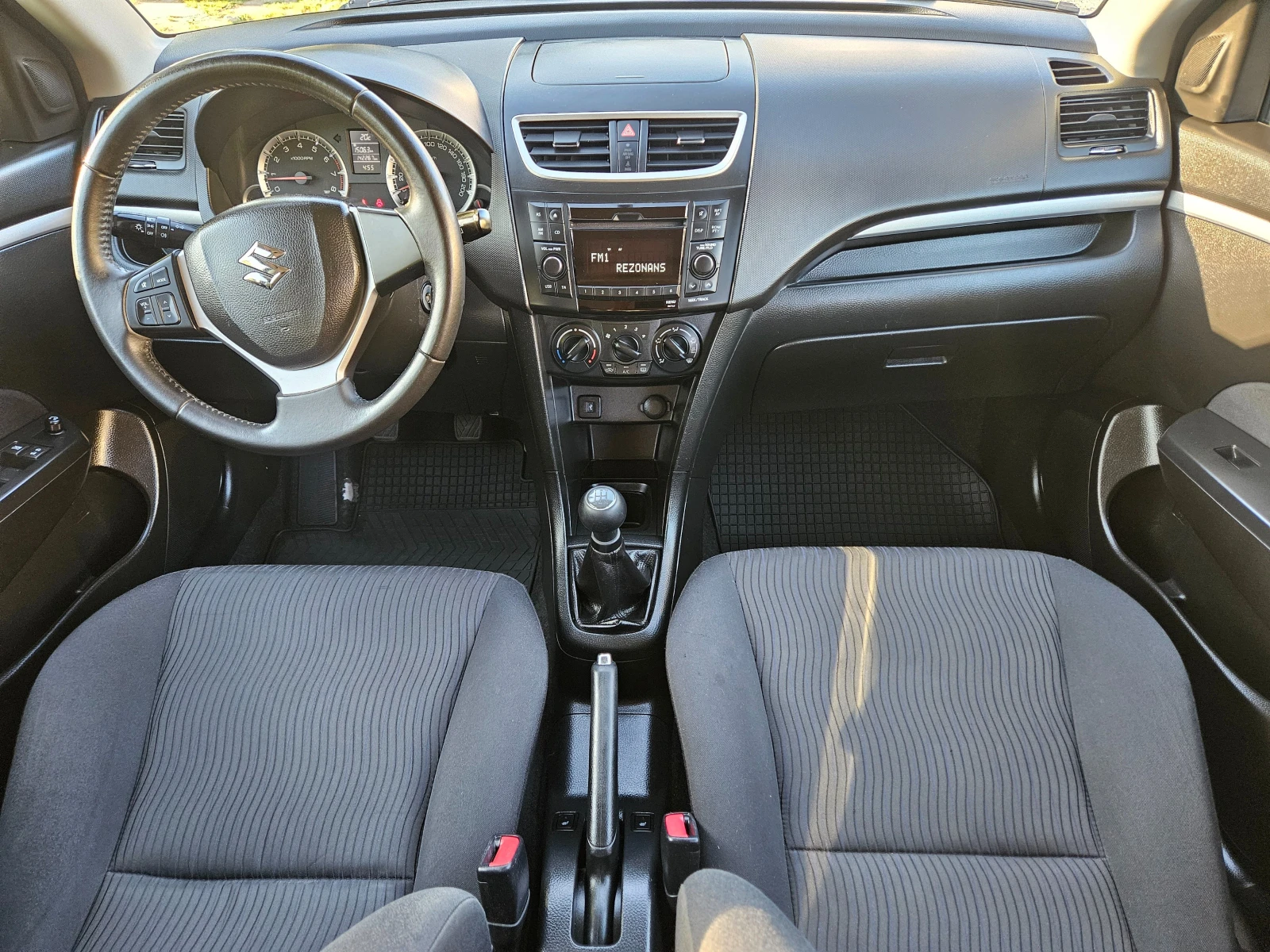 Suzuki Swift 1.2 I, 4×4 - изображение 8