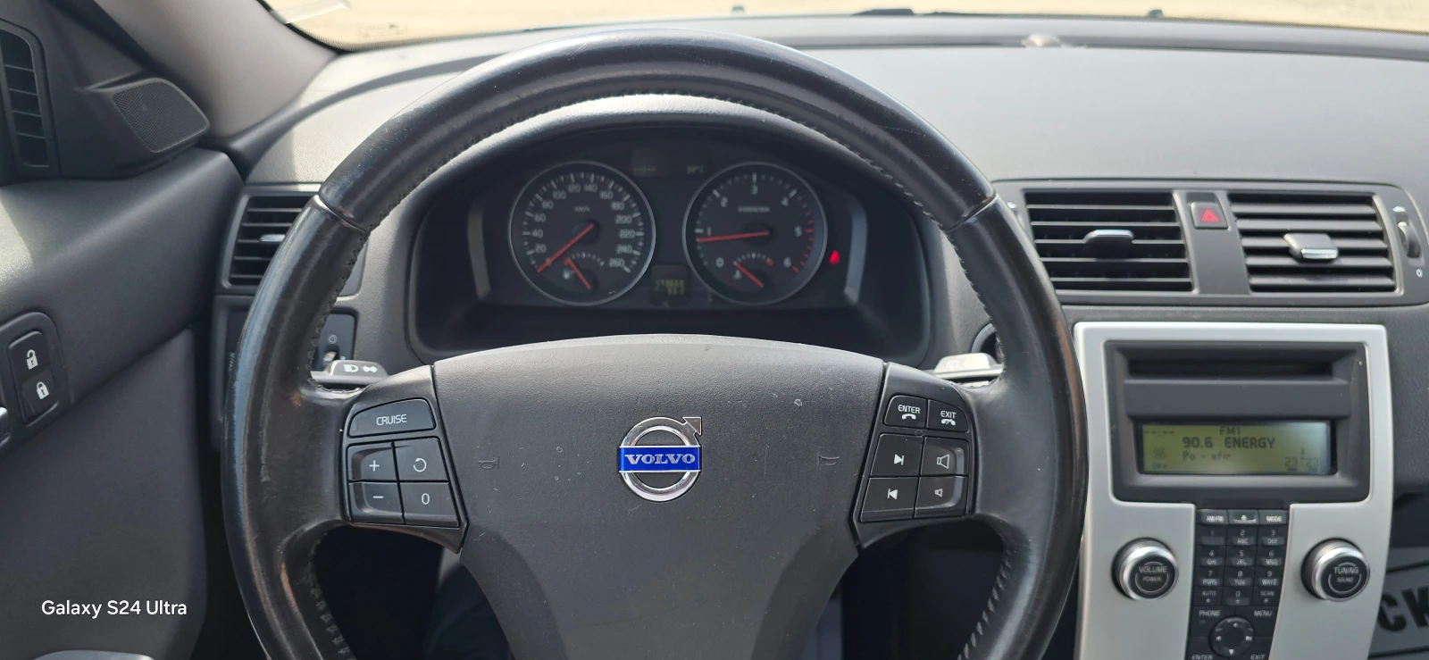 Volvo V50 1.6 D 173000км - изображение 8