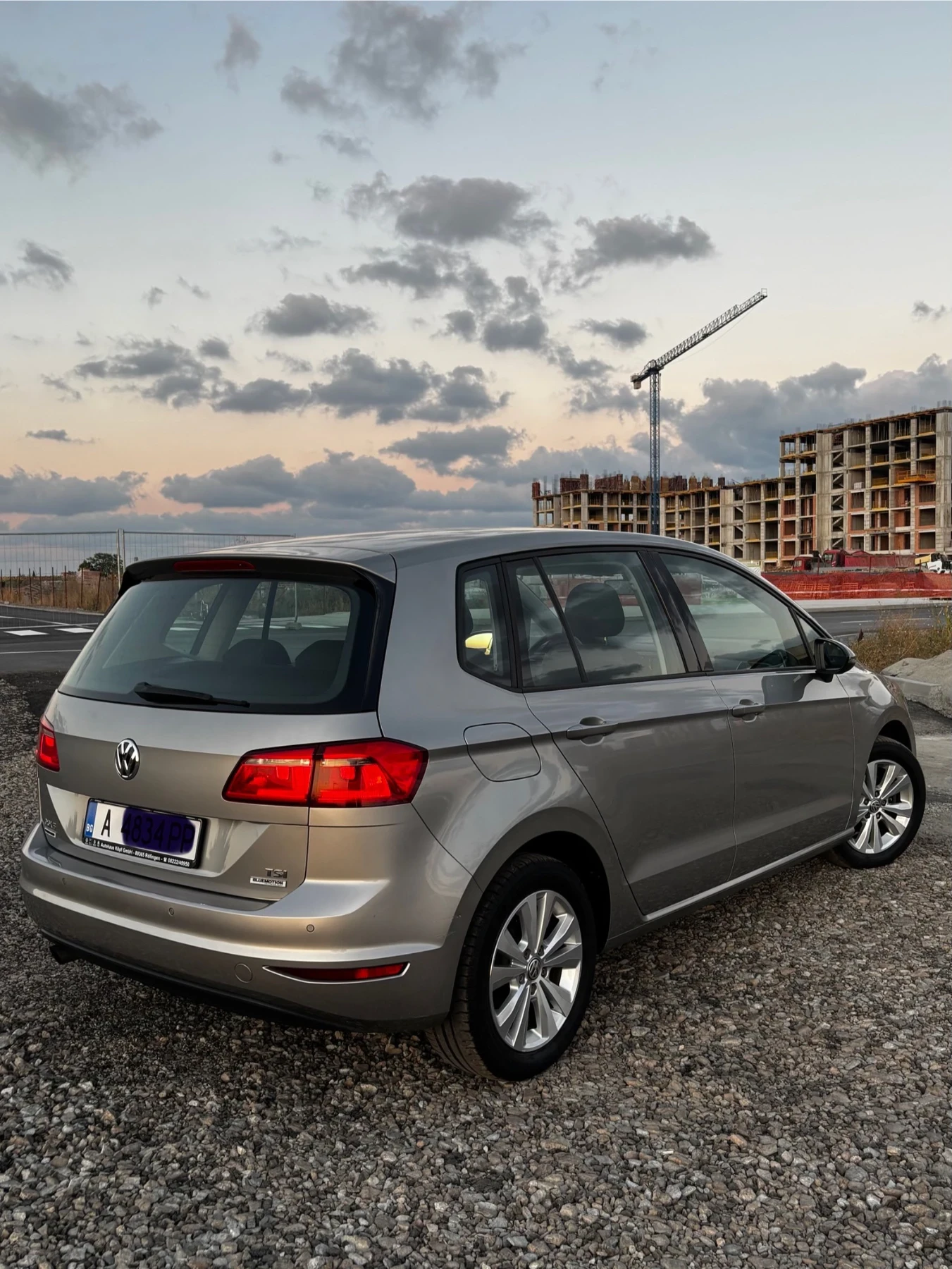 VW Sportsvan 1, 2tsi  - изображение 3