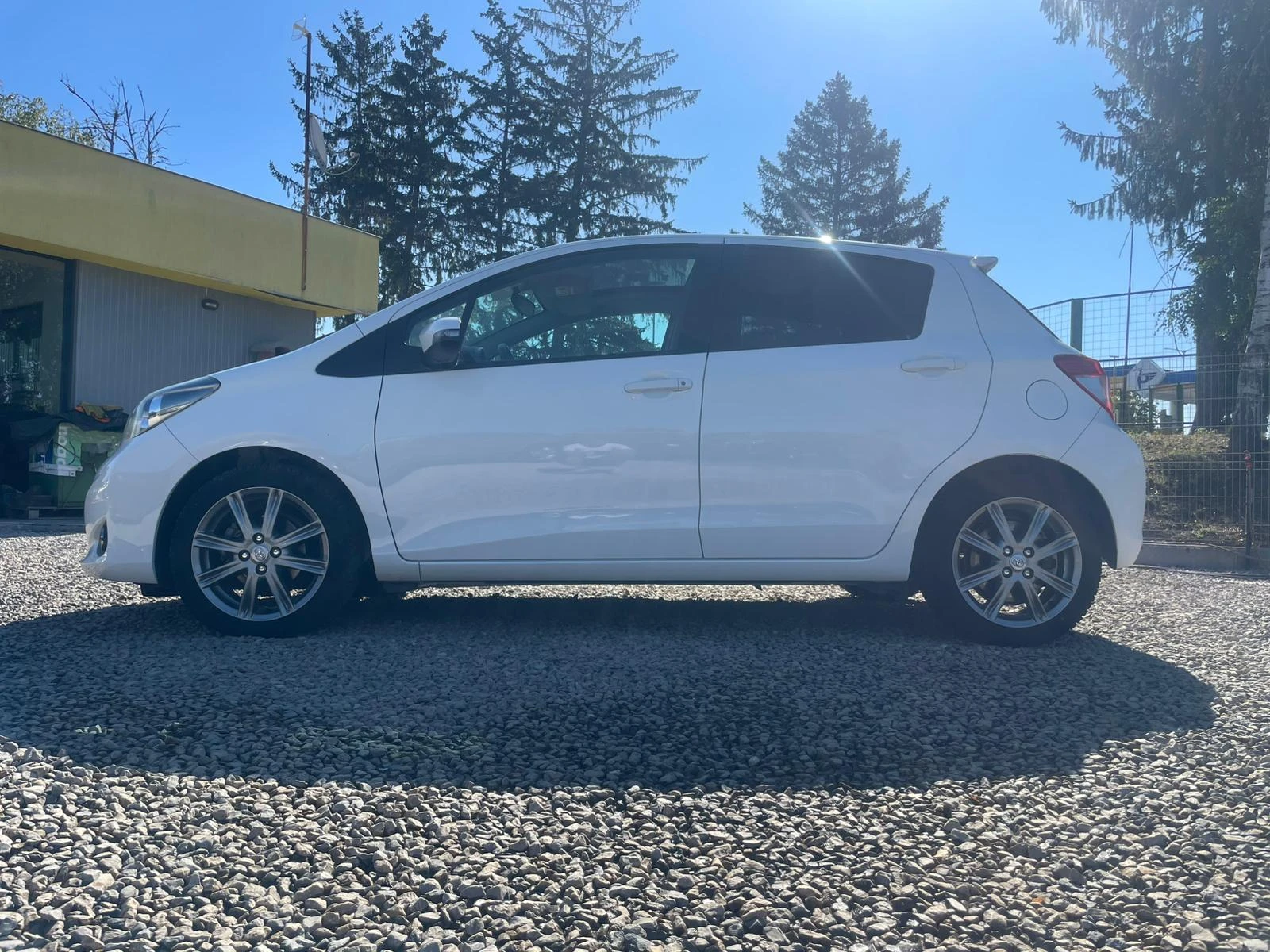 Toyota Yaris 1.4 D-4D/ИТАЛИЯ - изображение 7