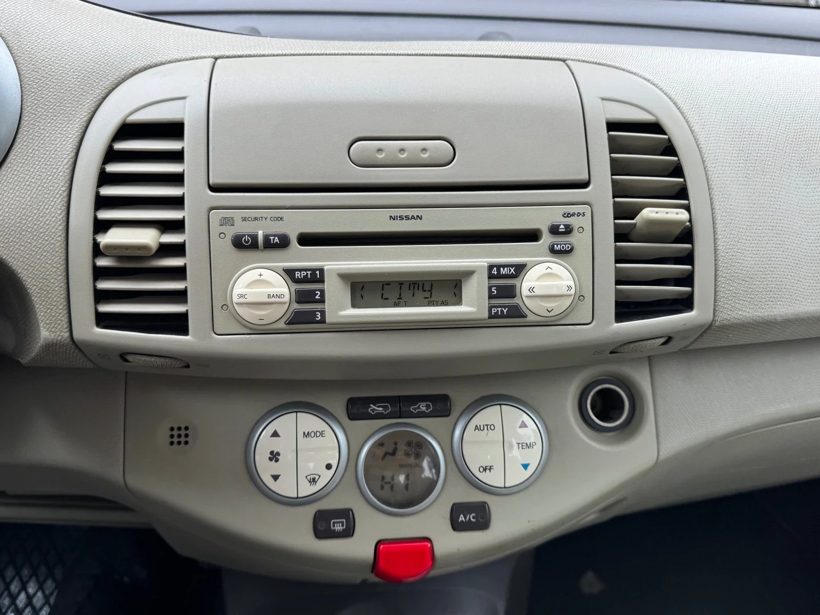 Nissan Micra АВТОМАТИК! - изображение 7