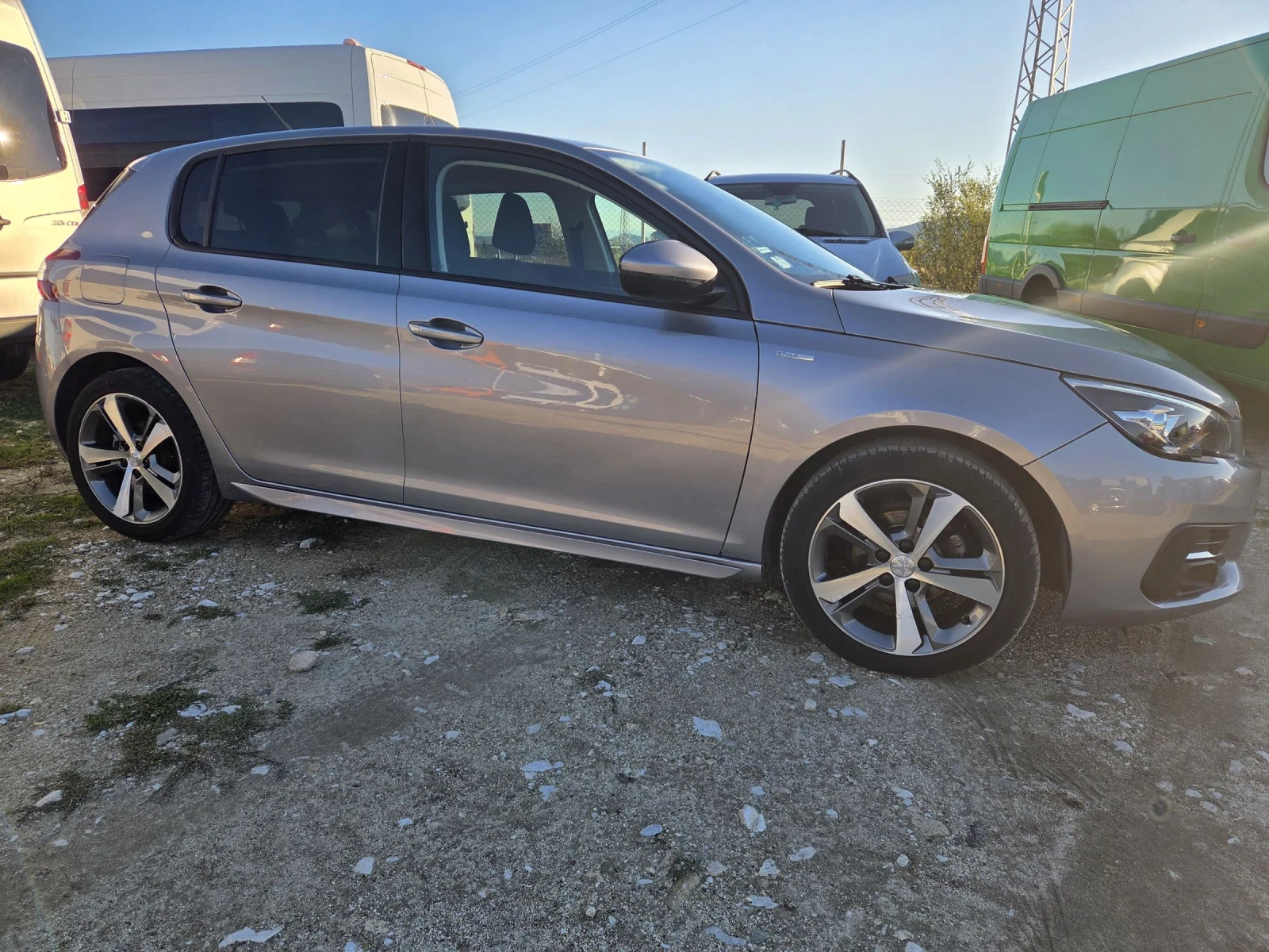 Peugeot 308 1.2i/STYLE | Mobile.bg — изображение 4