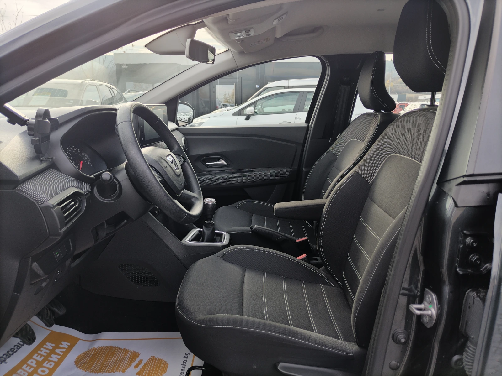 Dacia Logan 1.0TCe 100 к.с. Газ/Бензин/Гаранция 6г. или 150 00, снимка 11 - Автомобили и джипове - 52571325