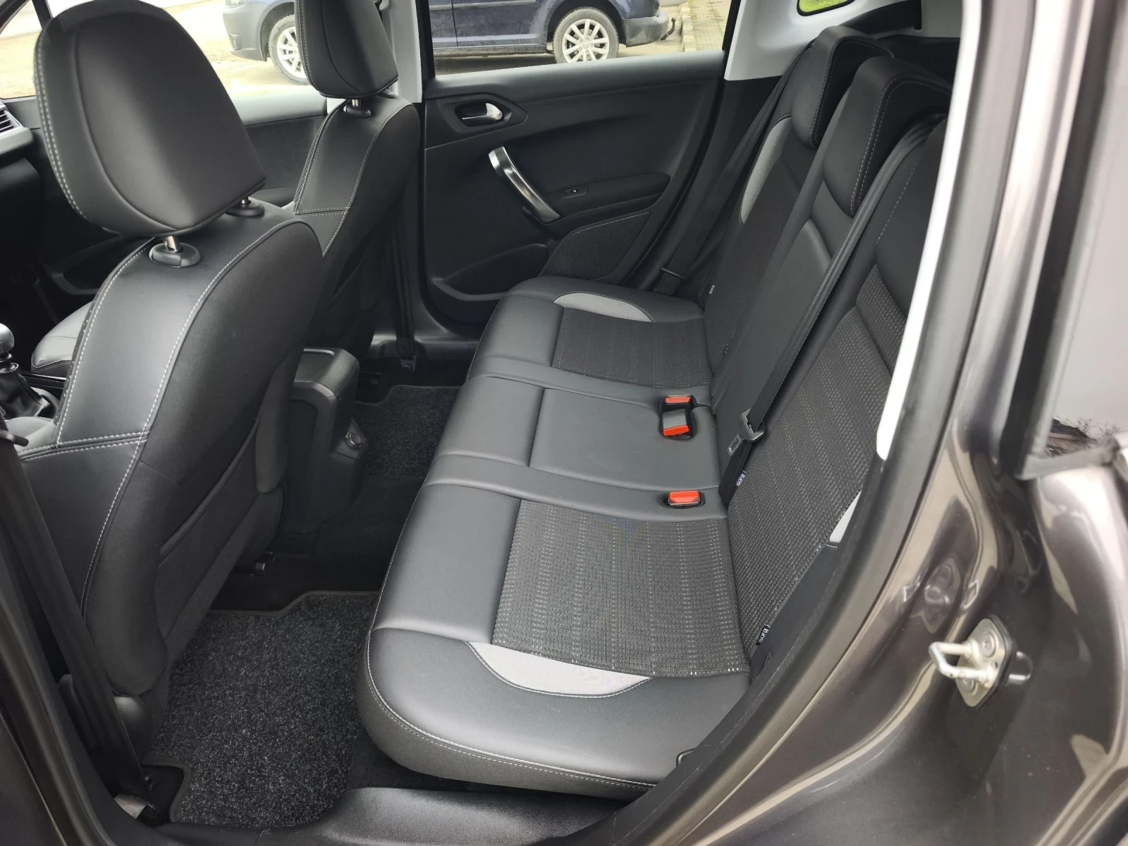 Peugeot 2008 1.6HDI 120�� ALLURE FULL SERVICE IN PEUGEOT EVRO 6 | Mobile.bg � ����������� 13