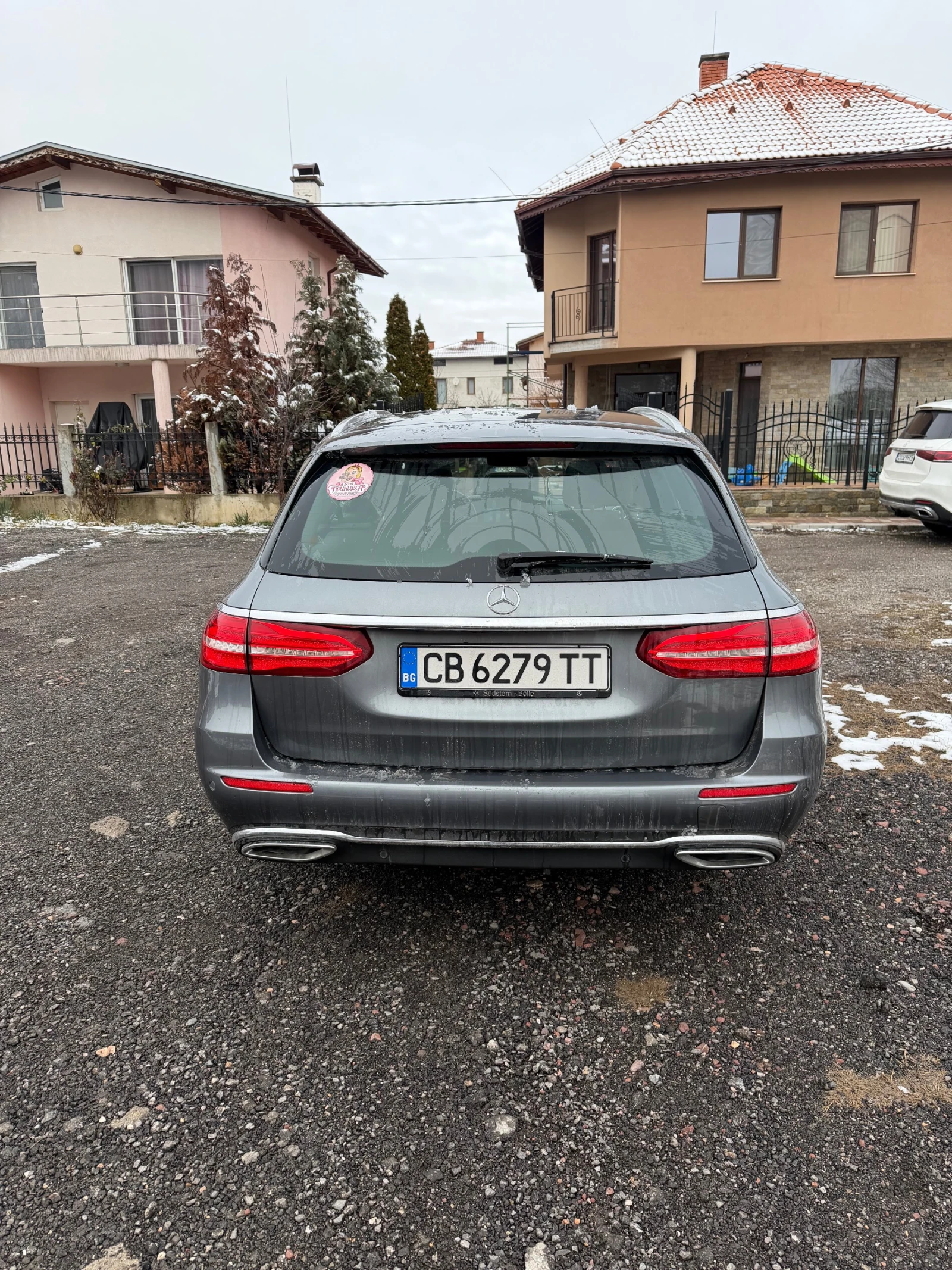 Mercedes-Benz E 220  - изображение 3