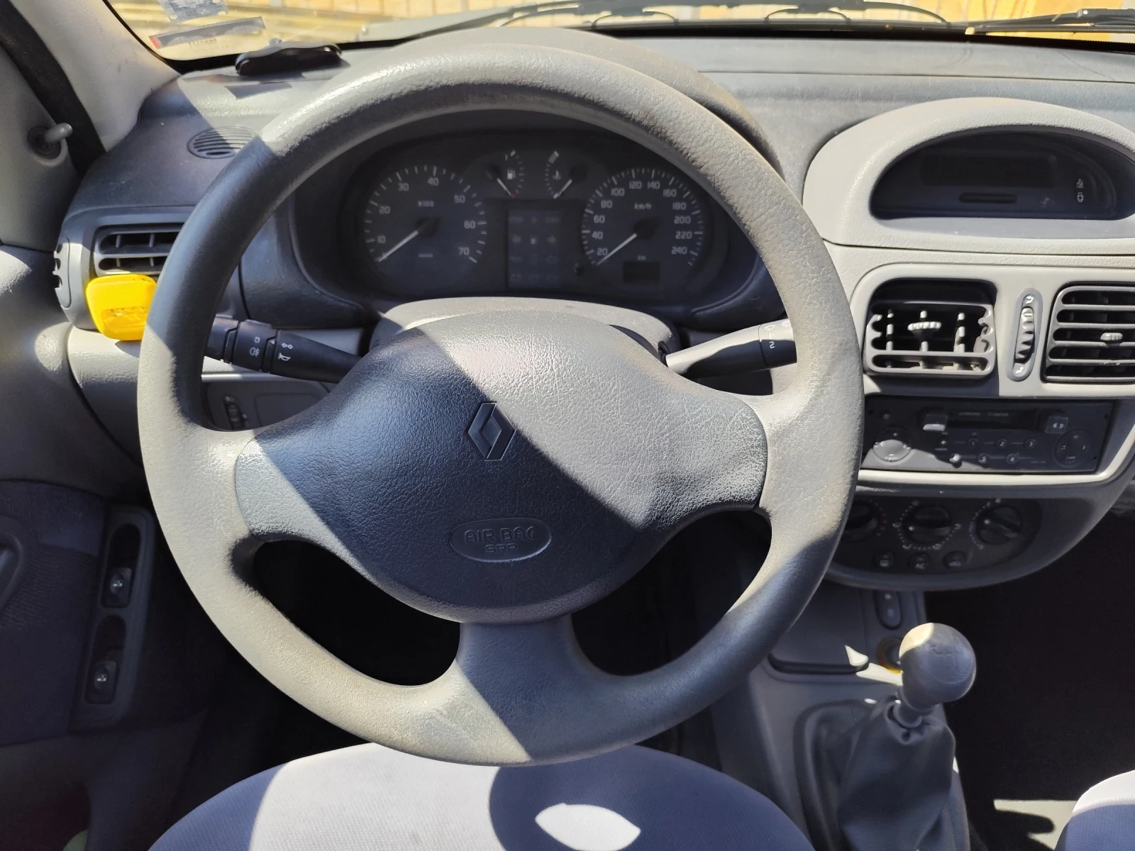 Renault Clio | Mobile.bg � ����������� 10