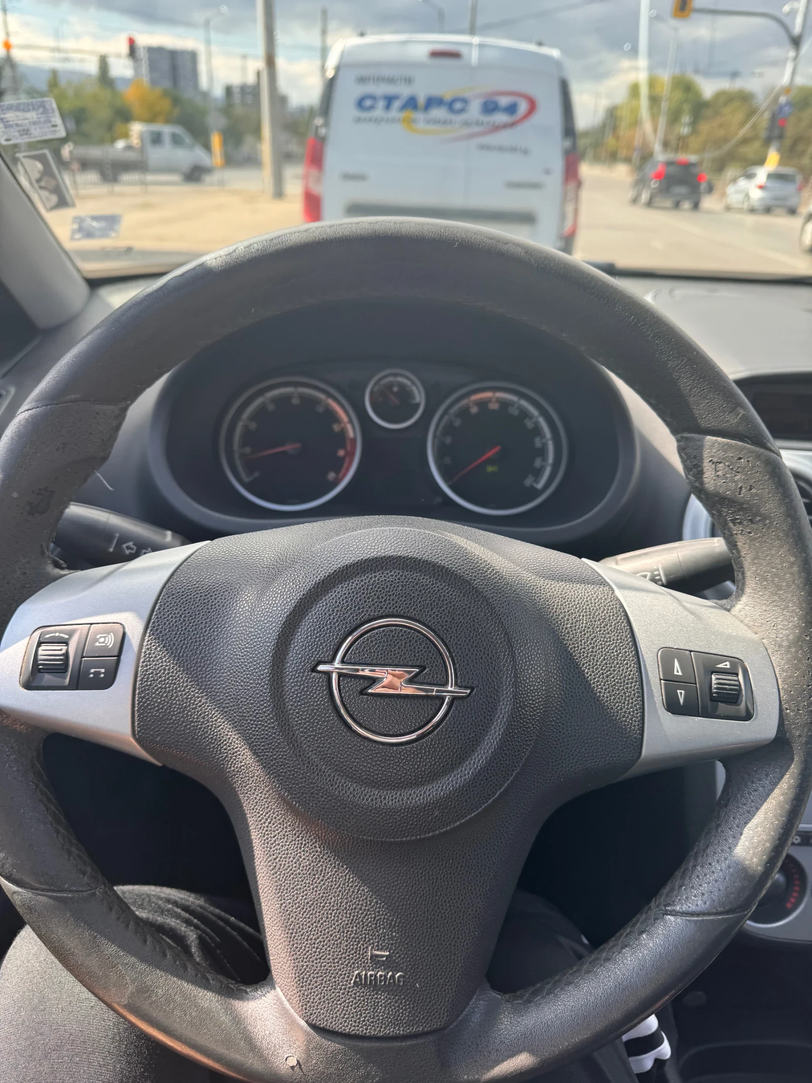 Opel Corsa D - изображение 5