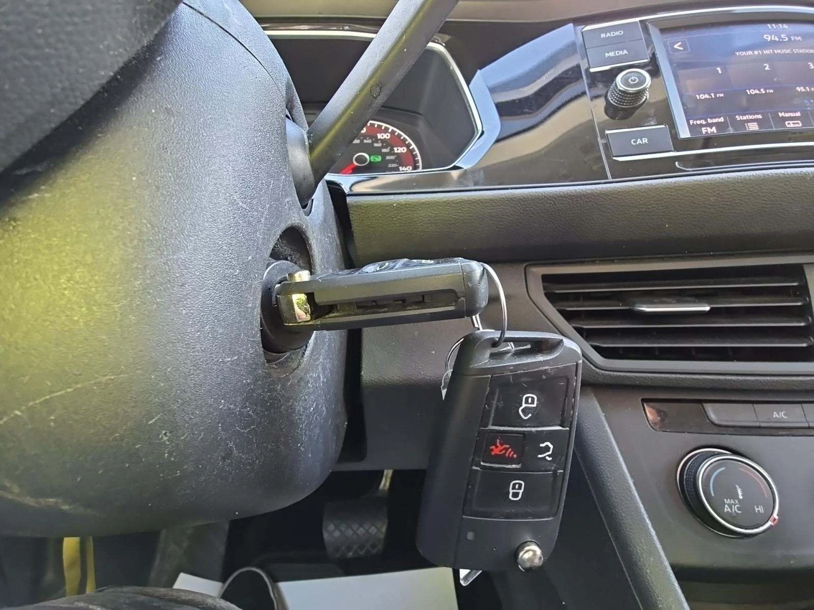 VW Jetta  - изображение 8