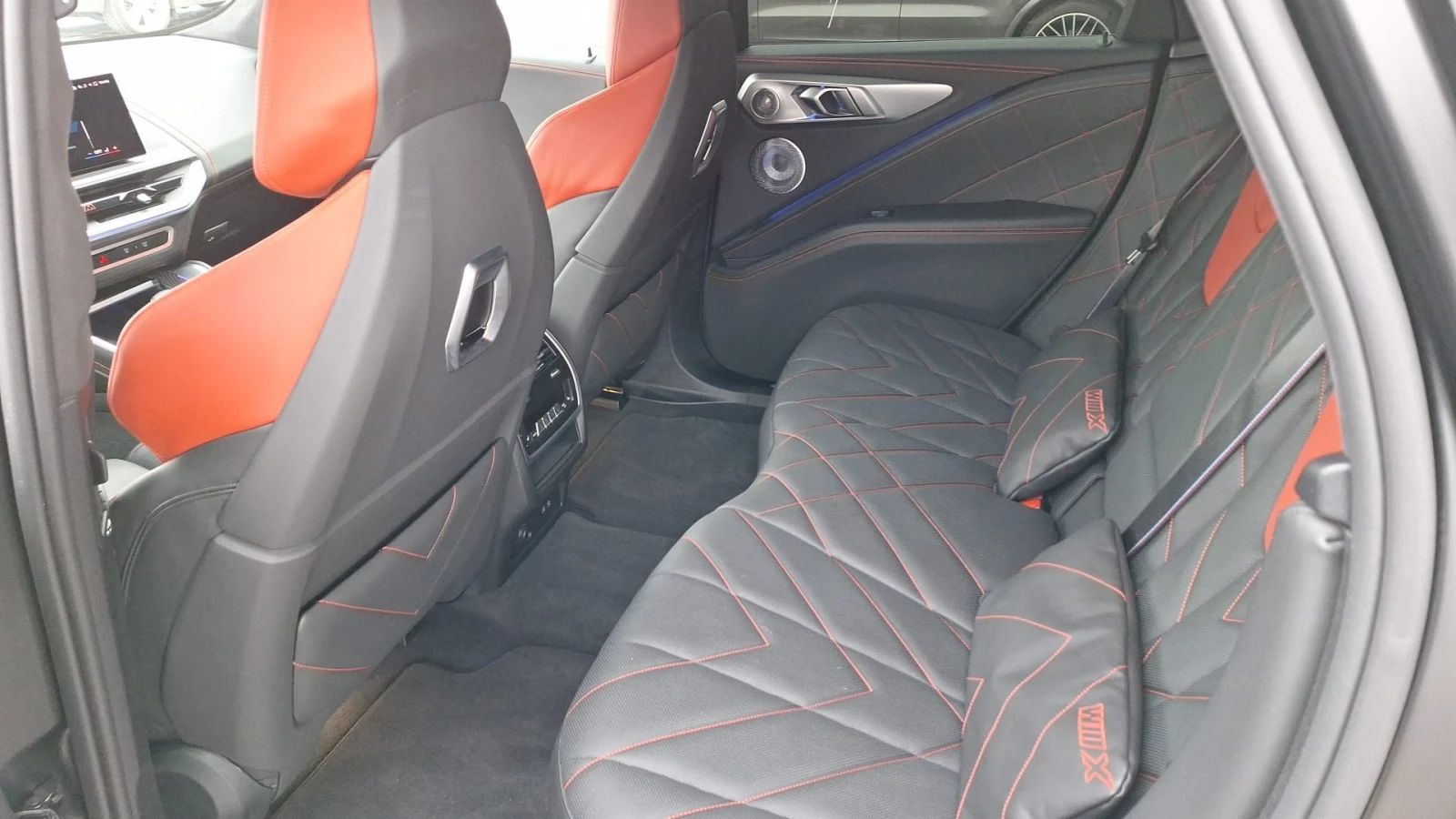 BMW XM Label Red  - изображение 8