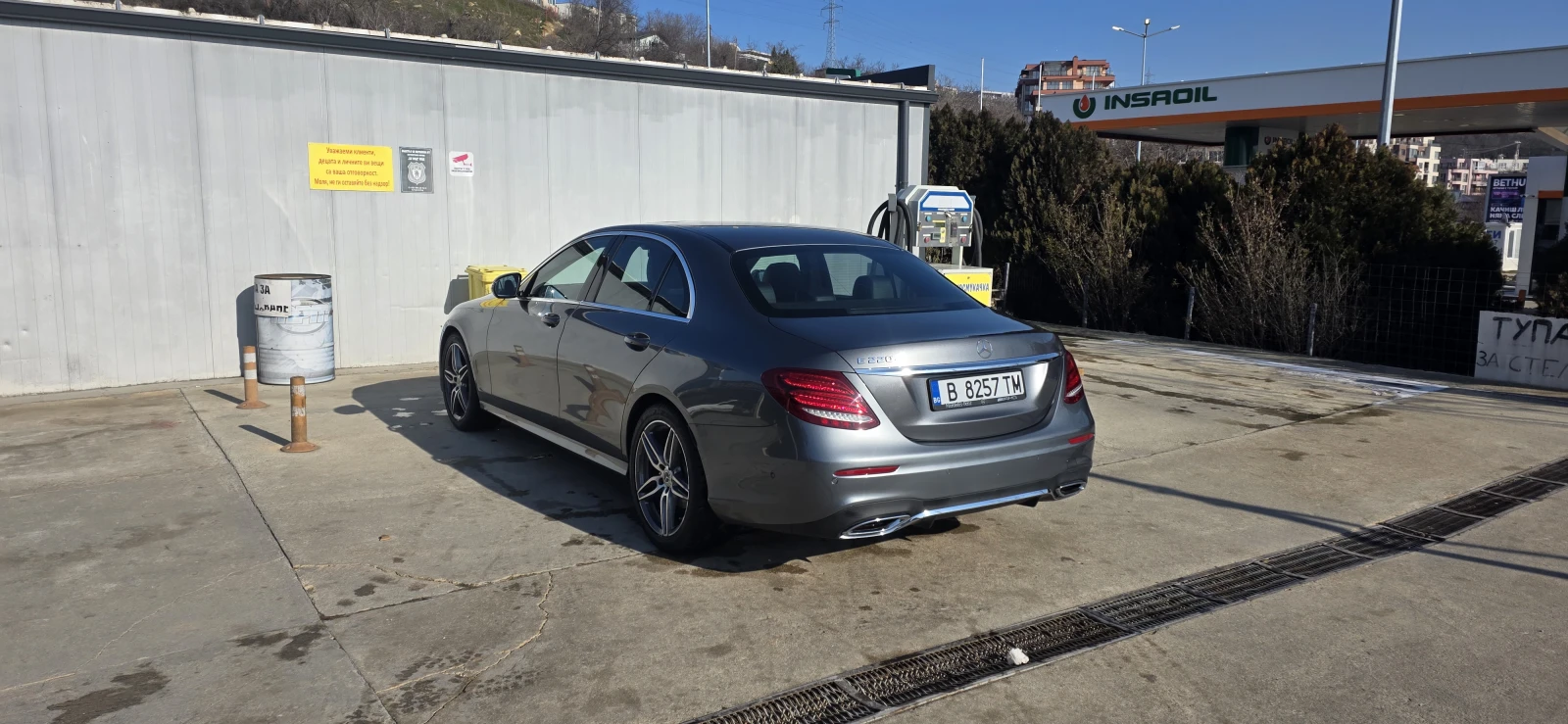 Mercedes-Benz E 220 AMG - изображение 4