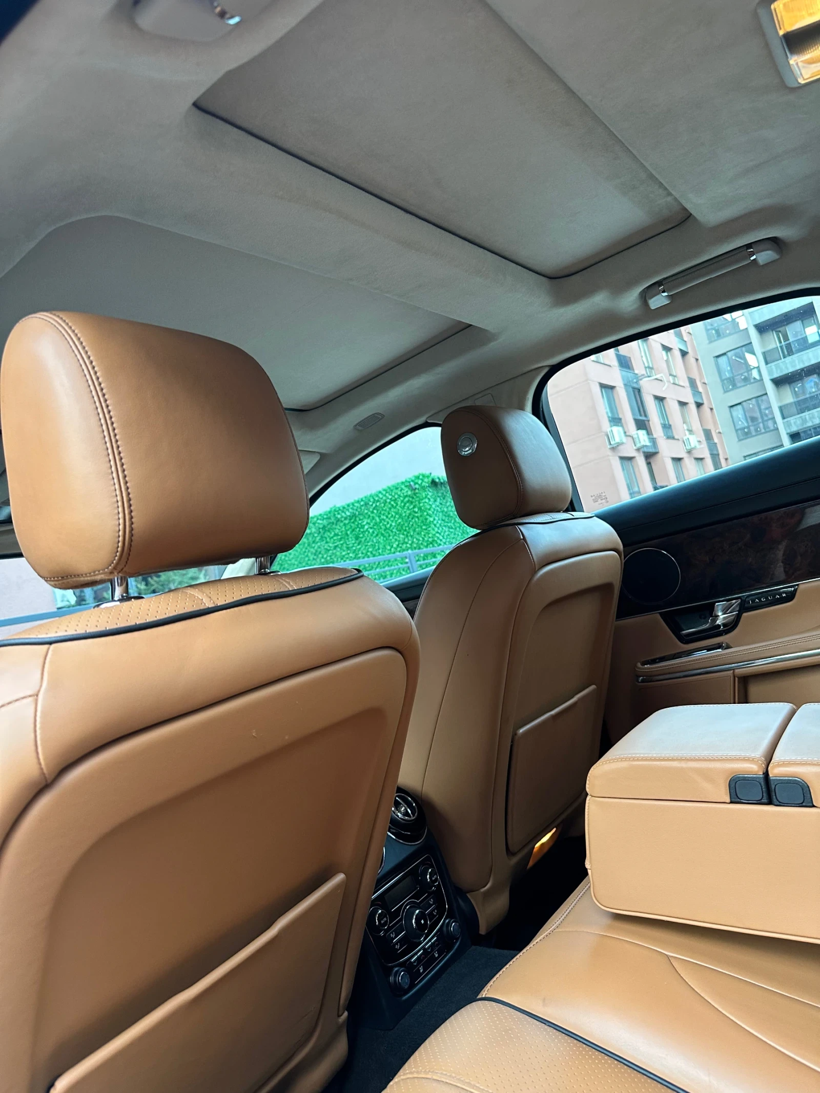 Jaguar Xj 3.0 Diesel / 275 Hp - Portfolio Luxury Edition, снимка 12 - Автомобили и джипове - 53593130