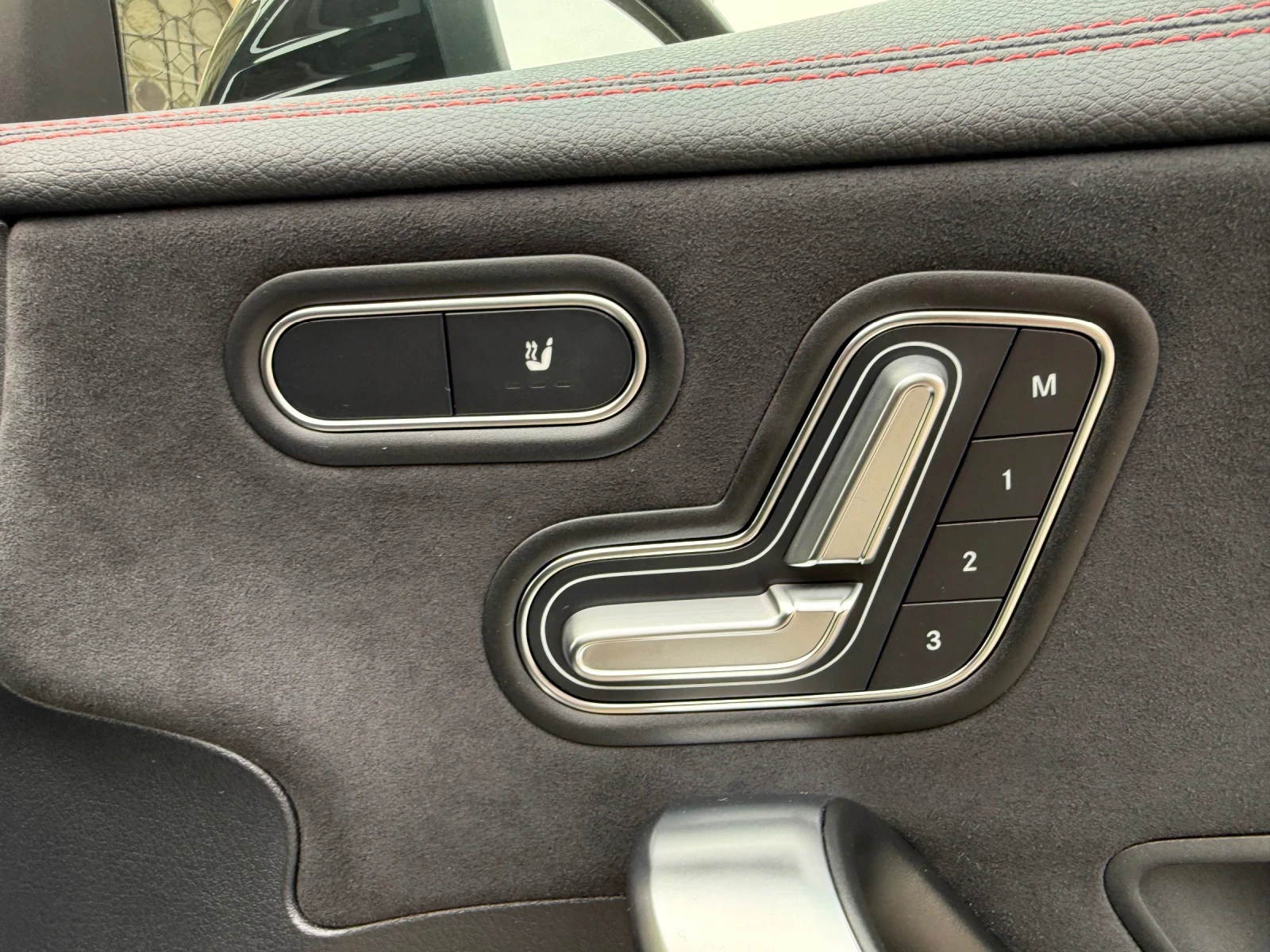 Mercedes-Benz CLA 200 AMG* Kamera* FaceLift* Гаранция-2028г, снимка 14 - Автомобили и джипове - 53712851