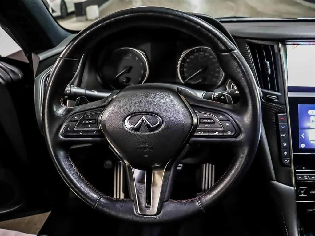 Infiniti Q * RED SPORT| LEASERETURN| CLEANCARFAX| 400HP| SUNR, снимка 11 - Автомобили и джипове - 53937831