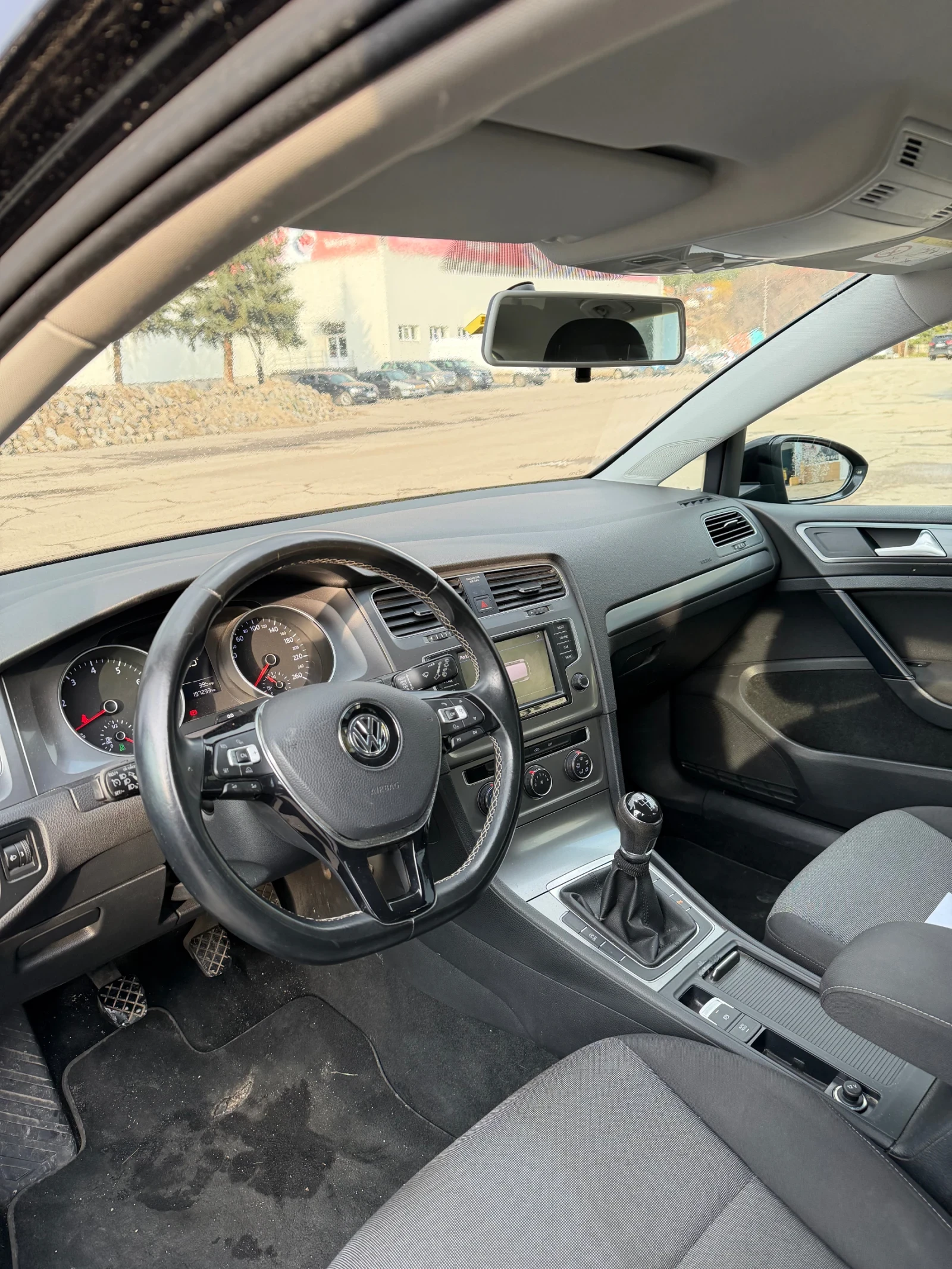 VW Golf, снимка 10 - Автомобили и джипове - 54026857
