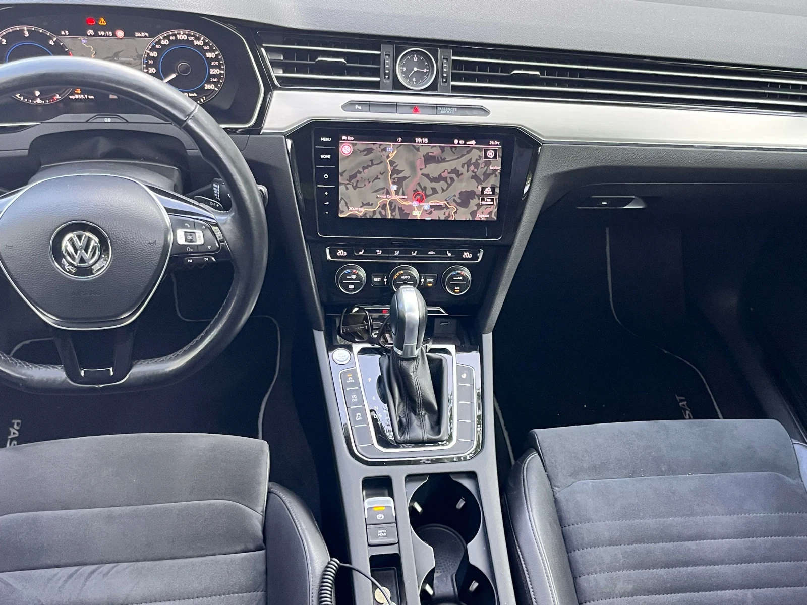 VW Passat B8 2.0 239k.c. MATRIX, снимка 4 - Автомобили и джипове - 54075455