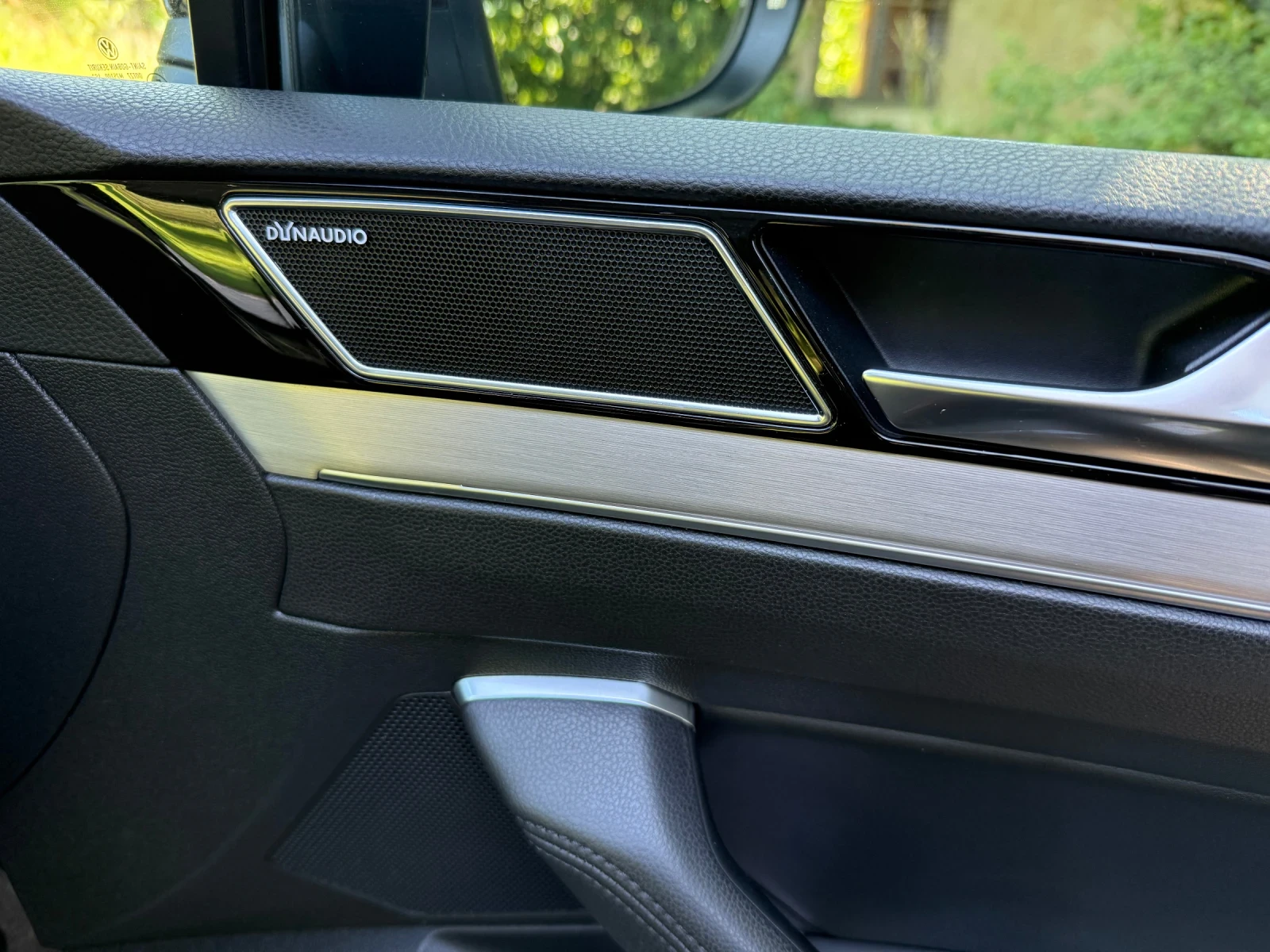 VW Passat B8 2.0 239k.c. MATRIX R-LINE , снимка 7 - Автомобили и джипове - 54491757