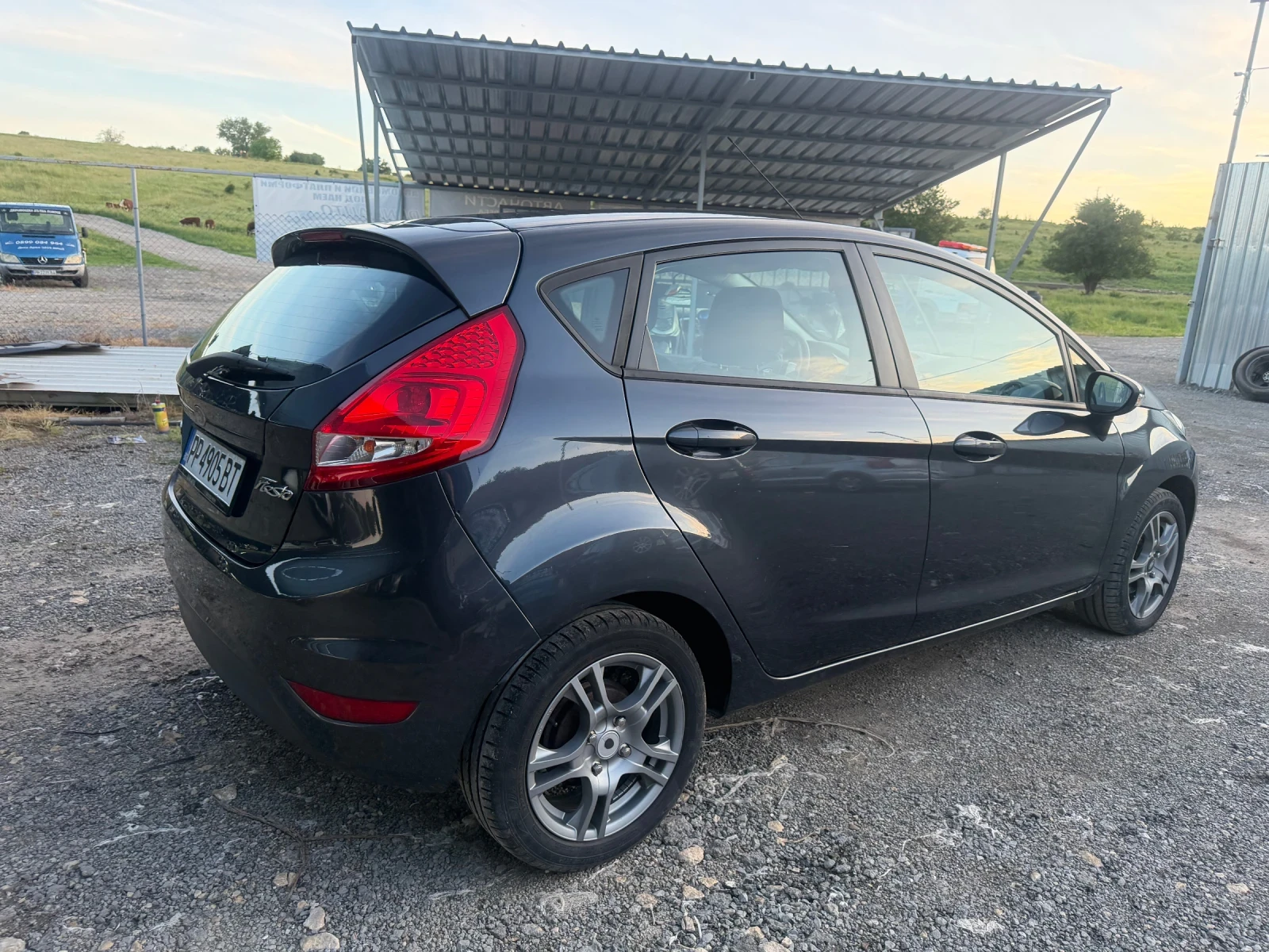 Ford Fiesta 1.6 tdci, снимка 5 - Автомобили и джипове - 54715710