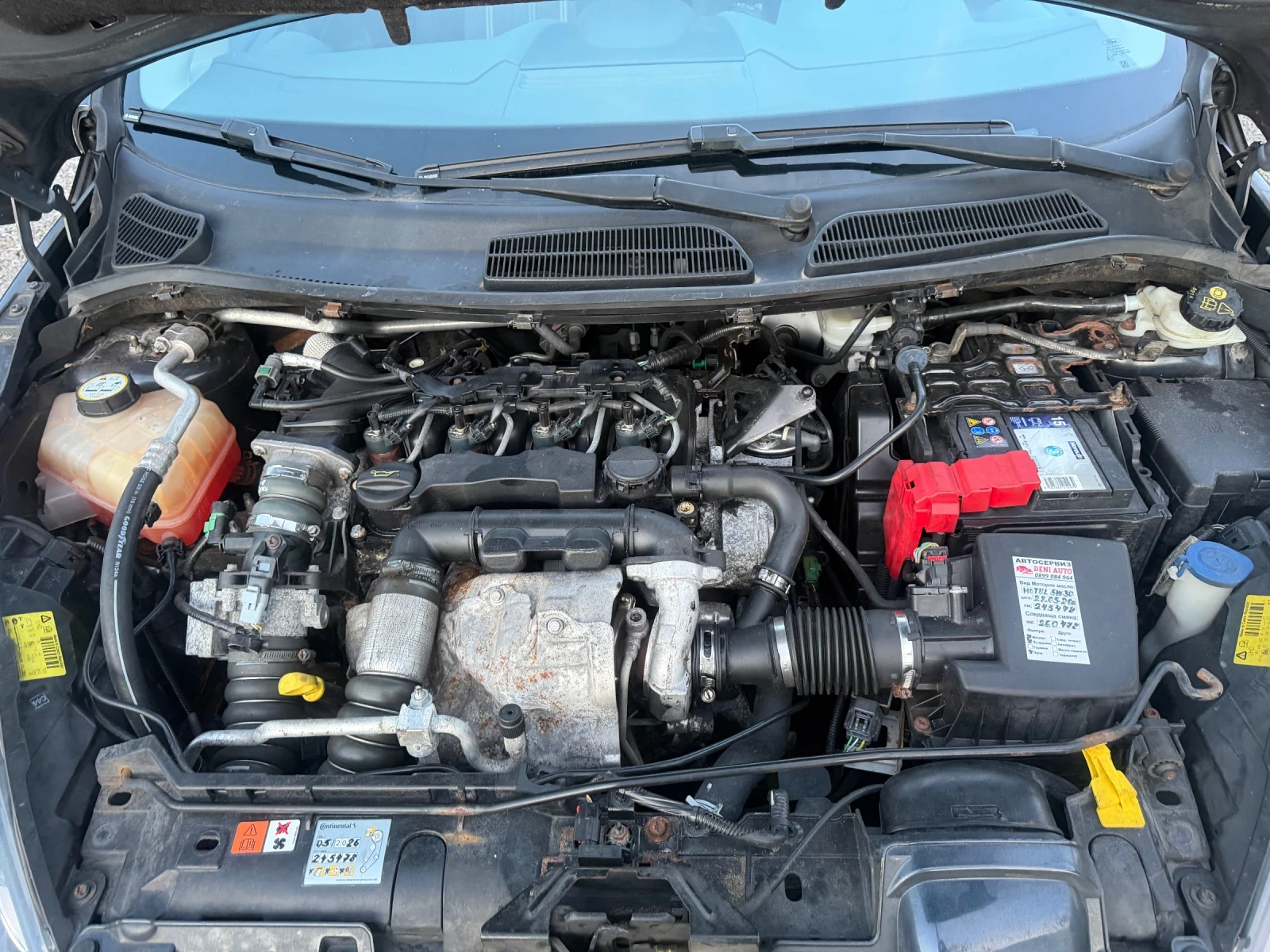 Ford Fiesta 1.6 tdci, снимка 11 - Автомобили и джипове - 54715710