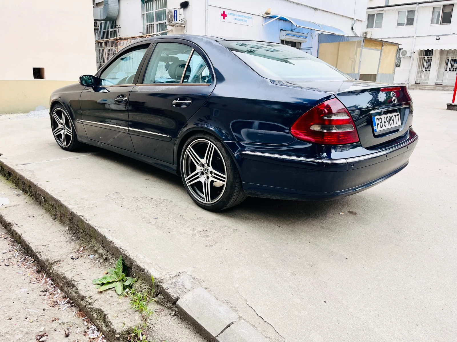 Mercedes-Benz E 400, снимка 3 - Автомобили и джипове - 55045989
