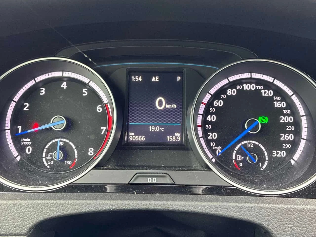 VW Golf 5dr HB DSG | CARFAX | АВТОКРЕДИТ БЕЗ ПЪРВОНАЧАЛНА , снимка 8 - Автомобили и джипове - 55397025