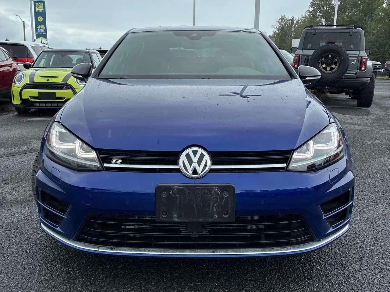 VW Golf 5dr HB DSG | CARFAX | АВТОКРЕДИТ БЕЗ ПЪРВОНАЧАЛНА , снимка 2 - Автомобили и джипове - 55397025