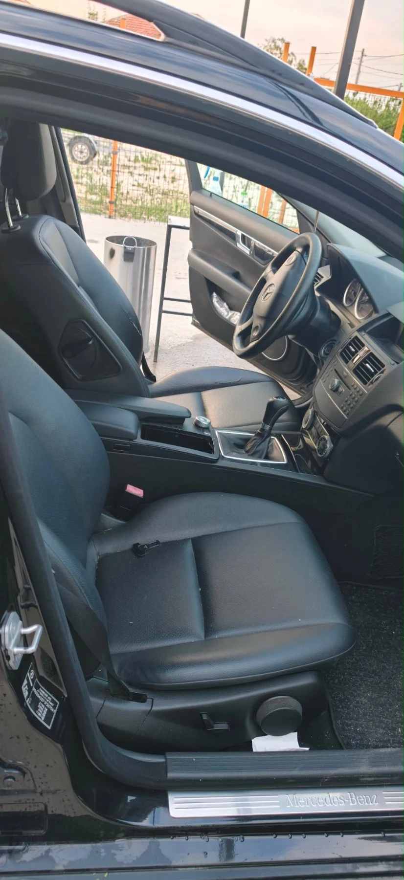 Mercedes-Benz C 200 2.0 CDI, снимка 2 - Автомобили и джипове - 55672872