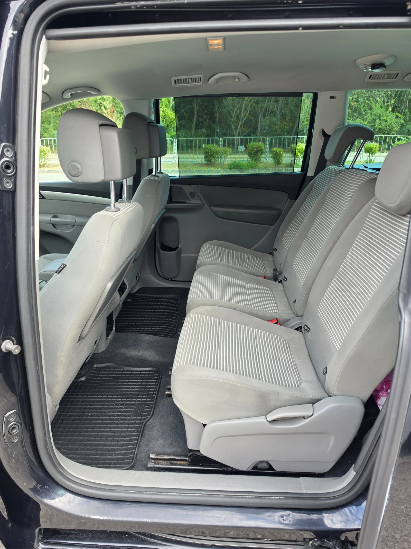 Seat Alhambra, снимка 7 - Автомобили и джипове - 55976171