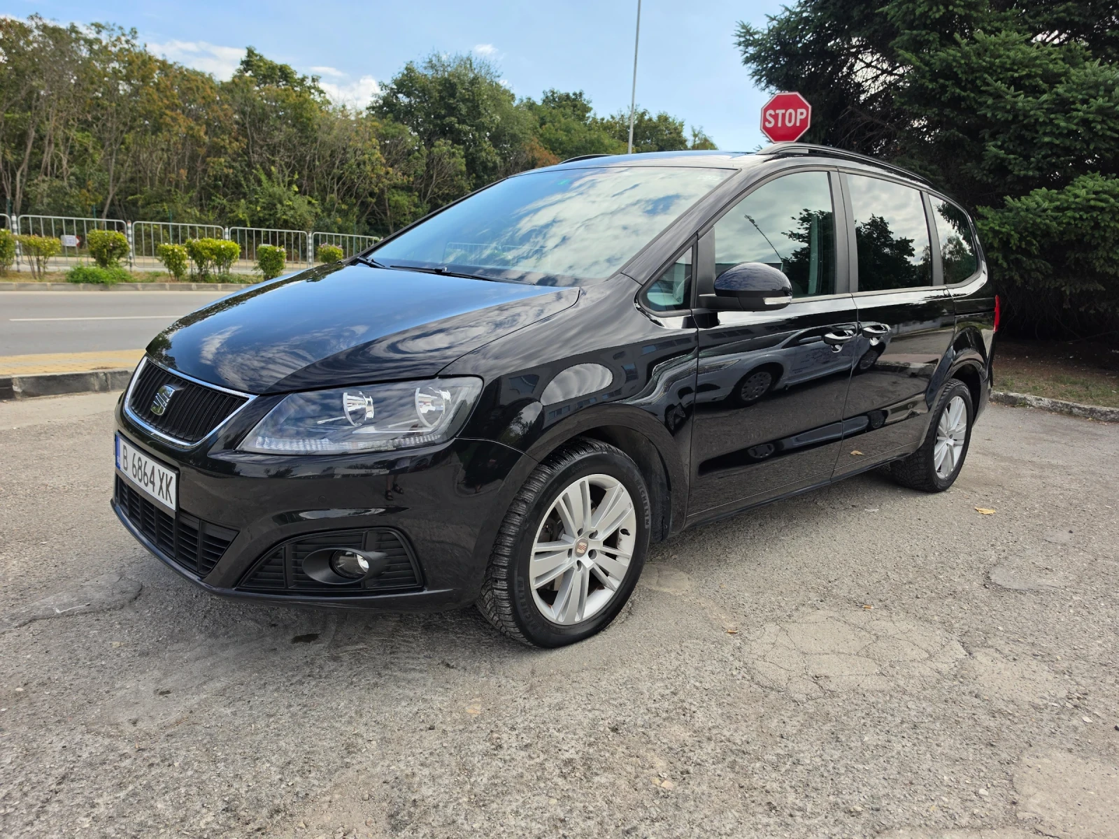 Seat Alhambra, снимка 3 - Автомобили и джипове - 55976171