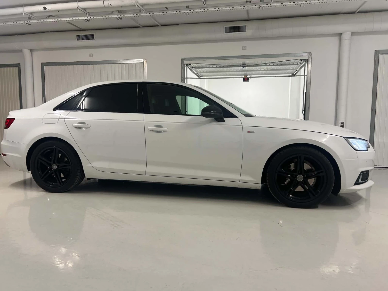 Audi A4 S line , снимка 2 - Автомобили и джипове - 56289475