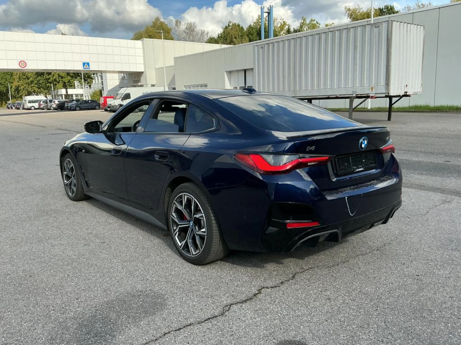 BMW i4 M 50 xDrive, снимка 2 - Автомобили и джипове - 56461136