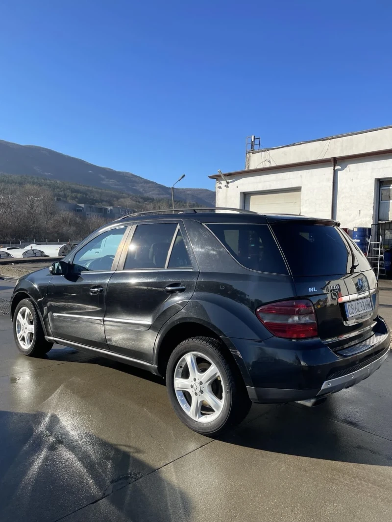 Mercedes-Benz ML 320, снимка 2 - Автомобили и джипове - 48821265