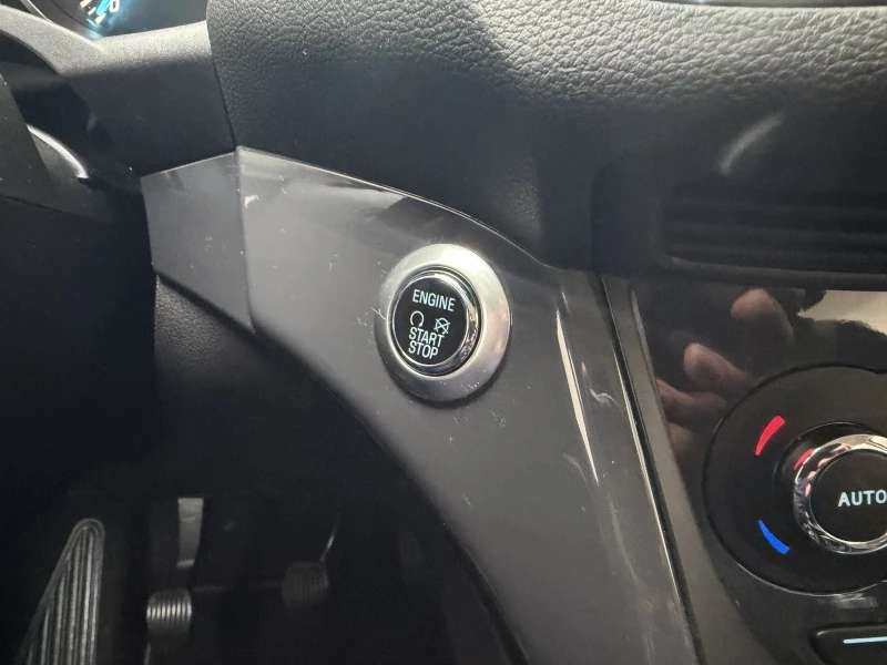 Ford Kuga 2.0 Tdci 4:4 Titanium, снимка 10 - Автомобили и джипове - 52804525