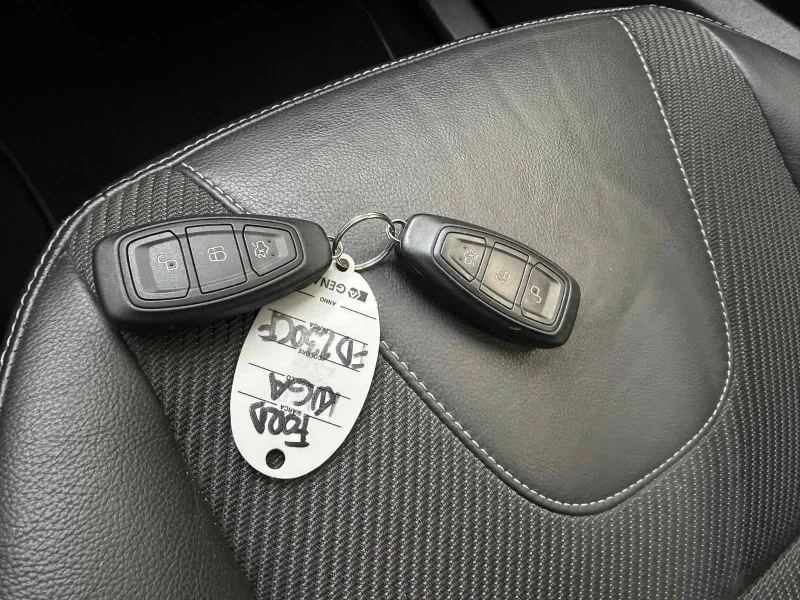 Ford Kuga 2.0 Tdci 4:4 Titanium, снимка 11 - Автомобили и джипове - 52804525