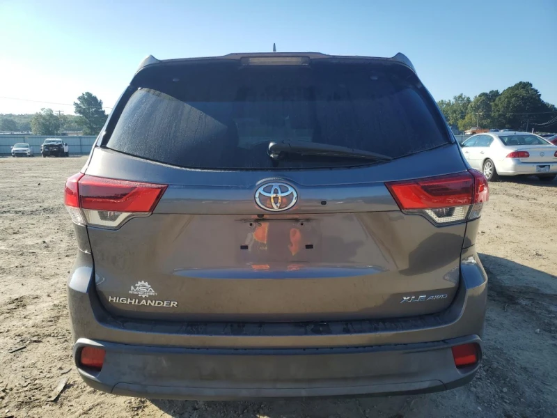 Toyota Highlander, снимка 3 - Автомобили и джипове - 52485455