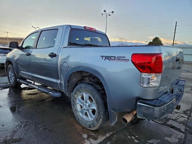 Toyota Tundra 5.7L 8 4x4 w/Rear Wheel Drv - изображение 2